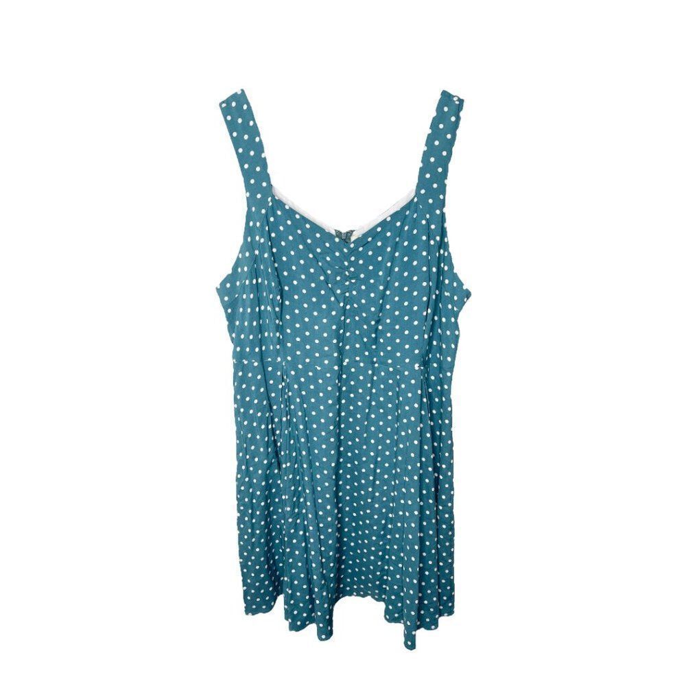 ModCloth Dotted Dress – Vintage-Inspired Polka Dot Perfection​